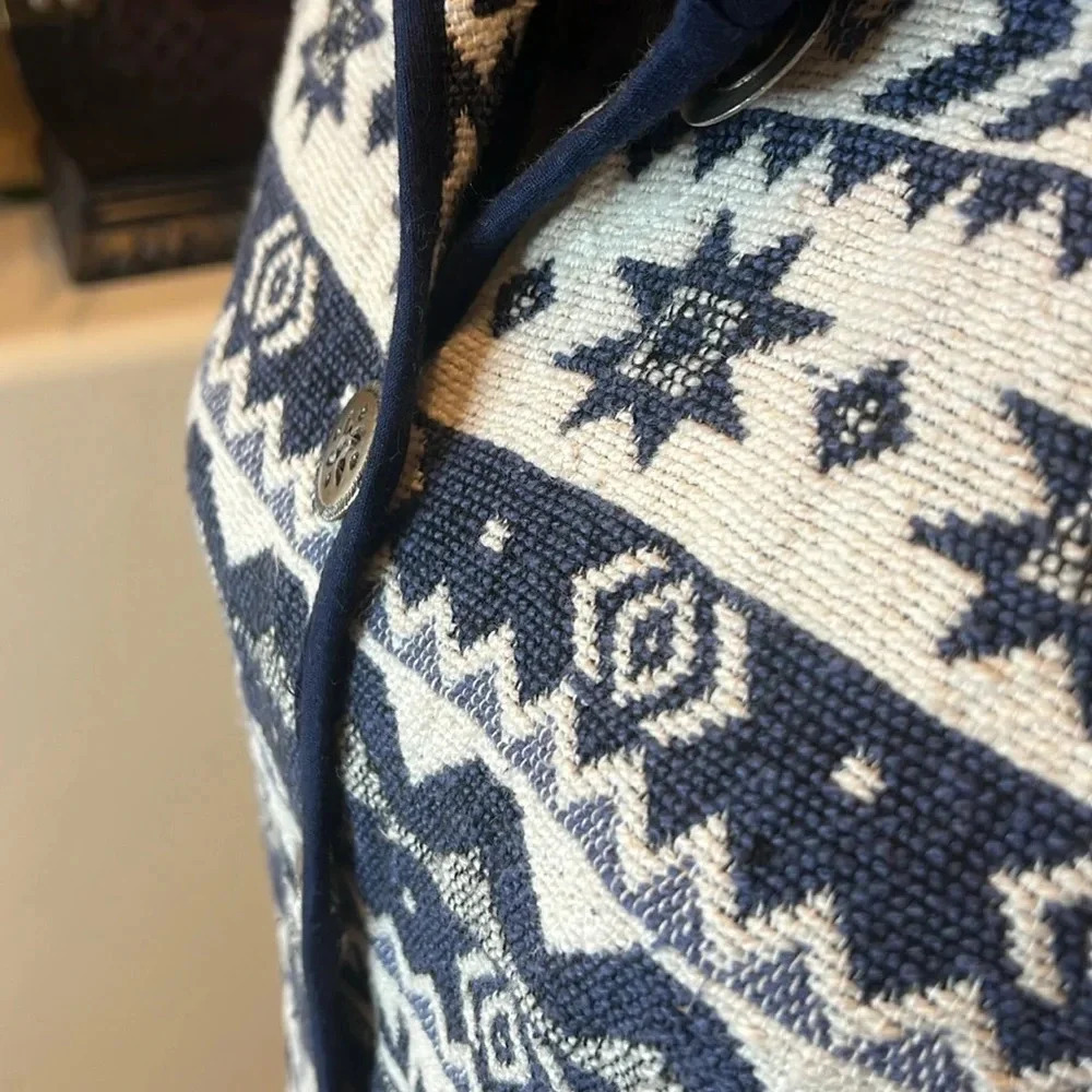 Jane Ashley Southwestern/Aztec Tapestry Jacket - Picture 4 of 10